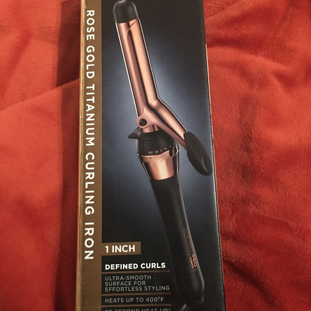 Infiniti pro con air rose gold curling iron